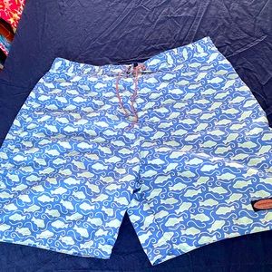 Vineyard Vines XL Mens Swim Trunks/Suit